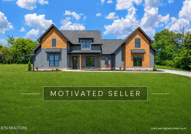 Photo 1 of Sale Pending at 1211 Herbert Dr, Greenback, TN 37742 | MLS# 1337318 | Listing updated on 2026-09-20