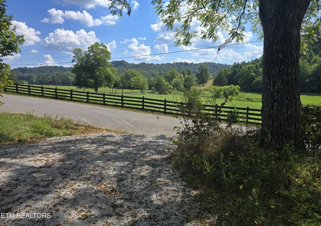 Photo 40 of Single family home for sale at 1085 Lick Branch Rd, Ewing, VA 24248 | MLS# 1337377 | Listing updated on 2026-09-09