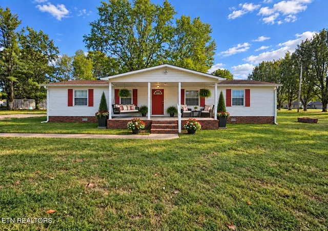 Single family home for sale at 43 Cedar Ln, Crab Orchard, TN 37723 | MLS# 1337974
