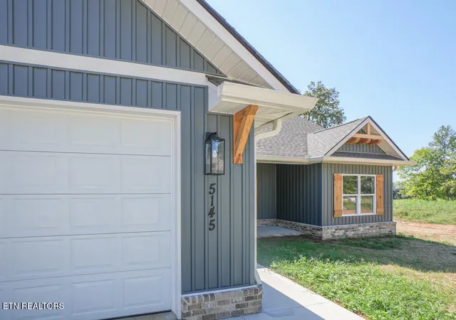 Photo 3 of Single family home for sale at 5145 Gregory Rd, Greenback, TN 37742 | MLS# 1339540 | Listing updated on 2026-09-21