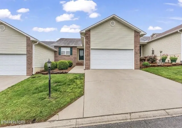 Condo for sale at 450 Executive Meadows Dr, Lenoir City, TN 37771 | MLS# 1339666