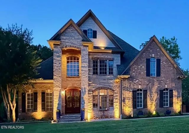 Photo 2 of Single family home for sale at 1724 Duncan Woods Ln, Knoxville, TN 37919 | MLS# 1339887 | Listing updated on 2026-09-13