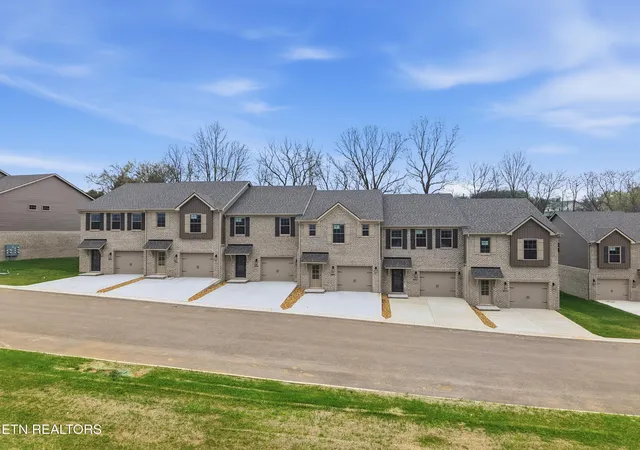 Photo 1 of Single family home for sale at 8956 Keenberg Ln, Knoxville, TN 37931 | MLS# 1341916 | Listing updated on 2026-09-14