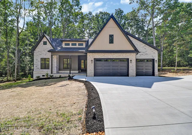 Single family home for sale at 258 Westchester Dr, Crossville, TN 38558 | MLS# 1350239 | Listing updated on 2026-09-21