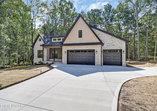 Photo 1 of Single family home for sale at 258 Westchester Dr, Crossville, TN 38558 | MLS# 1350239 | Listing updated on 2026-09-21