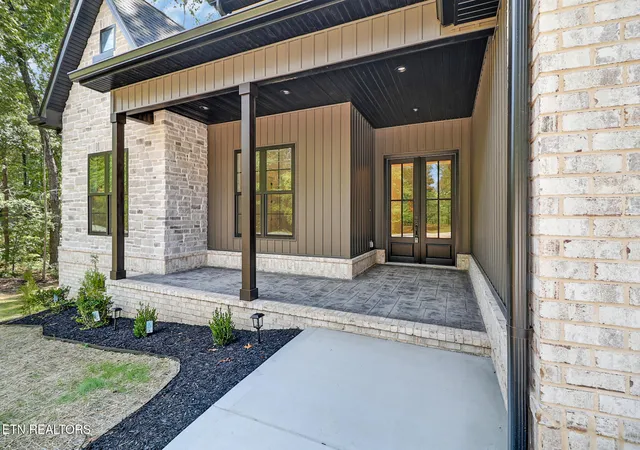 Photo 2 of Single family home for sale at 258 Westchester Dr, Crossville, TN 38558 | MLS# 1350239 | Listing updated on 2026-09-21