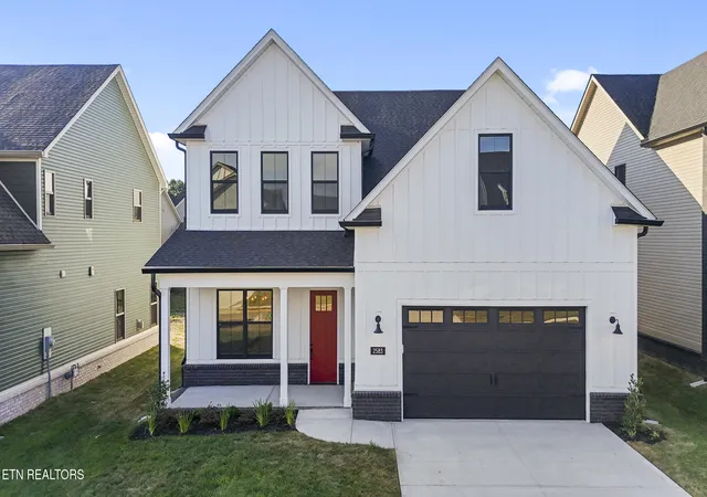 Photo 1 of Single family home for sale at 2583 Marshall Pass Rd, Knoxville, TN 37932 | MLS# 1343808 | Listing updated on 2026-09-12