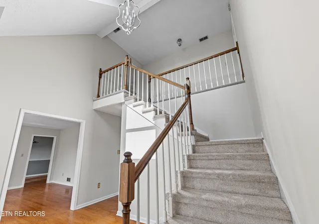 Photo 2 of Single family home for sale at 135 N Panoscenic Dr, Maryville, TN 37803 | MLS# 1347689 | Listing updated on 2026-09-19