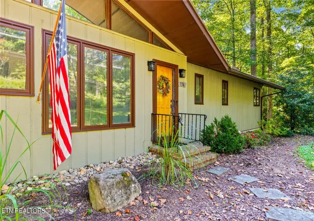 Photo 2 of Single family home for sale at 134 Reservoir Rd, Norris, TN 37828 | MLS# 1355334 | Listing updated on 2026-09-24