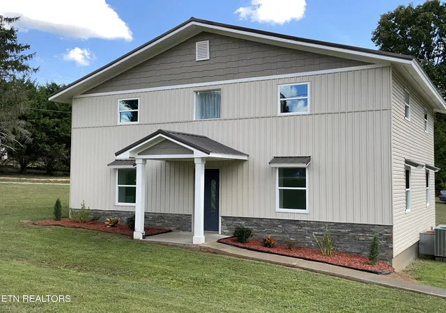 Photo 3 of Single family home for sale at 359 Community Dr, Madisonville, TN 37354 | MLS# 1347729 | Listing updated on 2026-09-18