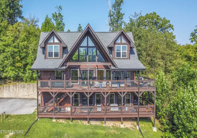 Photo 1 of Sale Pending at 1219 Hemlock Dr, Gatlinburg, TN 37738 | MLS# 1345195 | Listing updated on 2026-09-10