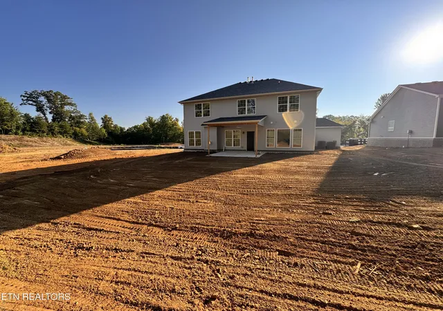 Photo 4 of Single family home for sale at 1418 Crescent Oaks Ln, Knoxville, TN 37922 | MLS# 1344916 | Listing updated on 2026-09-02