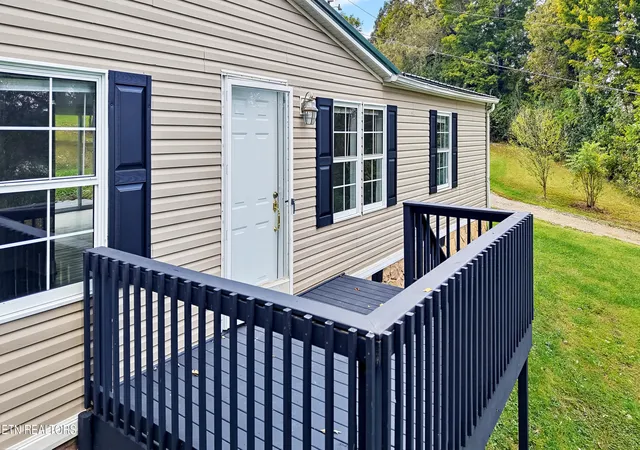 Photo 4 of Sale Pending at 330 Doc Norton Rd, Walland, TN 37886 | MLS# 1359493 | Listing updated on 2026-10-26