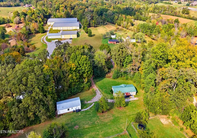 Photo 3 of Single family home for sale at 328 Doc Norton Rd, Walland, TN 37886 | MLS# 1359497 | Listing updated on 2026-10-25