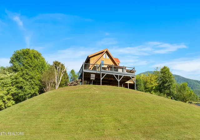 Photo 1 of Single family home for sale at 3640 Sugar Tree Dr, Sevierville, TN 37862 | MLS# 1345924 | Listing updated on 2026-09-05