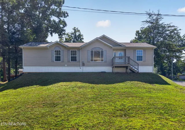 Photo 1 of Single family home for sale at 18726 Clarkrange Hwy, Monterey, TN 38574 | MLS# 1356087 | Listing updated on 2026-09-19