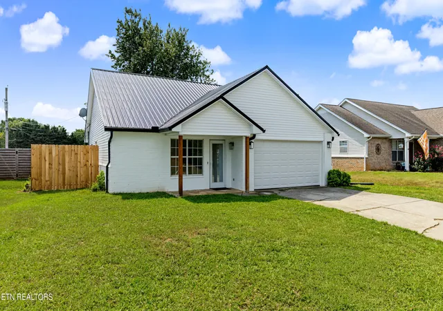 Photo 1 of Single family home for sale at 3135 Harrington Ct, Maryville, TN 37803 | MLS# 1355197 | Listing updated on 2026-09-22