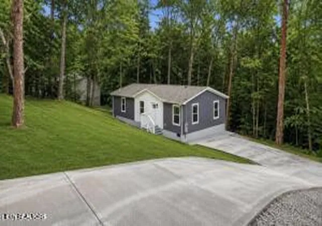 Single family home for sale at 6504 Milroy Ln, Knoxville, TN 37918 | MLS# 1346336