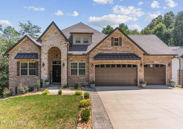 Photo 1 of Single family home for sale at 113 Chuniloti Way, Loudon, TN 37774 | MLS# 1346674 | Listing updated on 2026-10-22