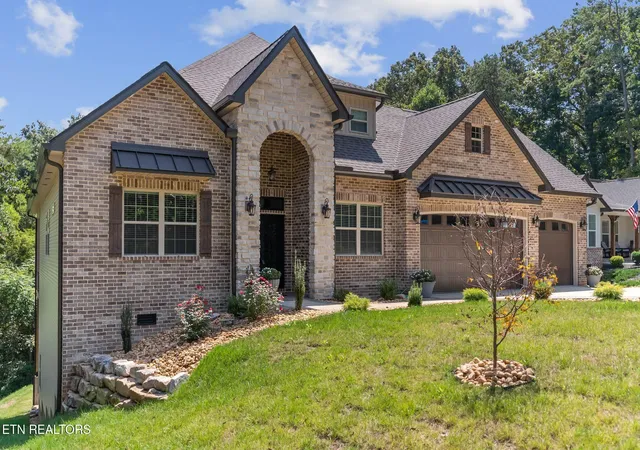 Photo 2 of Single family home for sale at 113 Chuniloti Way, Loudon, TN 37774 | MLS# 1346674 | Listing updated on 2026-10-22