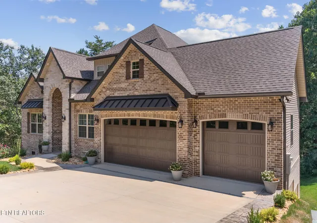 Photo 3 of Single family home for sale at 113 Chuniloti Way, Loudon, TN 37774 | MLS# 1346674 | Listing updated on 2026-10-22