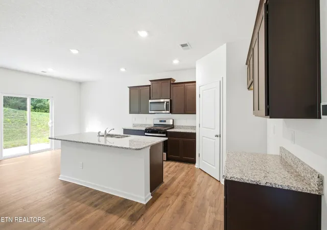 Photo 4 of Single family home for sale at 12436 Hatmaker Ln, Knoxville, TN 37932 | MLS# 1346905 | Listing updated on 2026-09-10