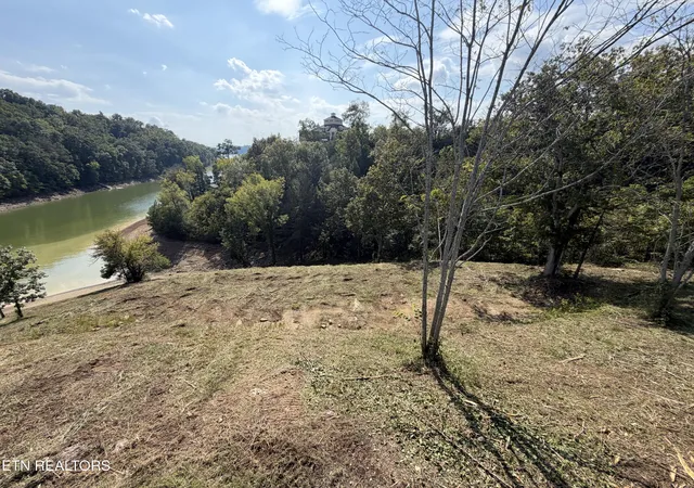 Photo 3 of Sale Pending at Lot 30 Stone Shore Way, Dandridge, TN 37725 | MLS# 1346844 | Listing updated on 2026-09-21