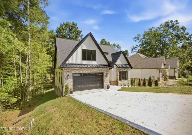Photo 3 of Single family home for sale at 316 Nuhya Ln, Loudon, TN 37774 | MLS# 1347234 | Listing updated on 2026-09-23