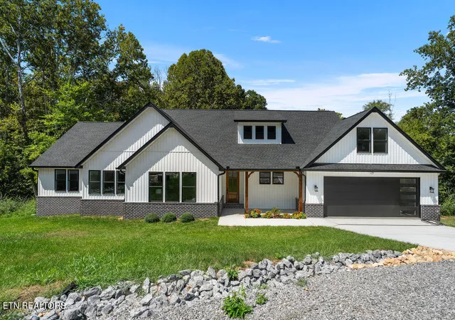 Single family home for sale at 110 Elohi Ln, Loudon, TN 37774 | MLS# 1347601 | Listing updated on 2026-10-28