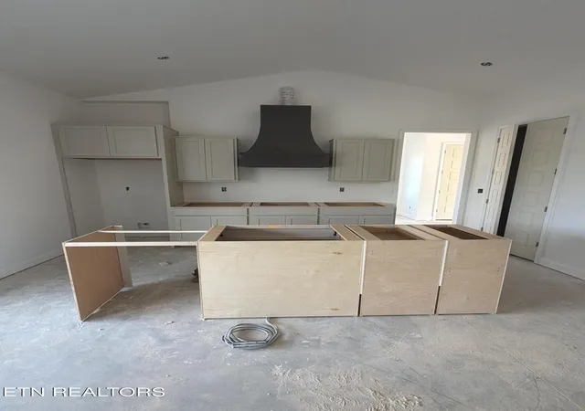 Photo 3 of Single family home for sale at 146 Poppy Pl, Lenoir City, TN 37772 | MLS# 1350948 | Listing updated on 2026-10-06