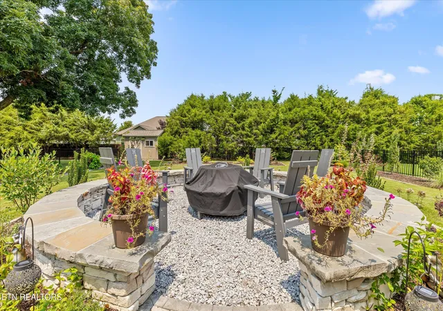 Photo 4 of Single family home for sale at 8929 Grey Reed Dr, Ooltewah, TN 37363 | MLS# 1350101 | Listing updated on 2026-10-07
