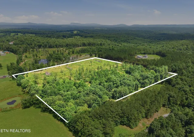 Photo 1 of Sale Pending at Valerie Dr, Deer Lodge, TN 37726 | MLS# 1355530 | Listing updated on 2026-09-19
