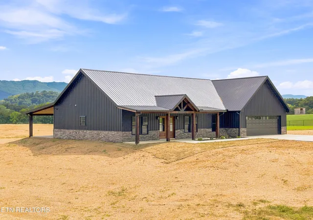 Photo 3 of Sale Pending at 770 Rock Hill Rd, Newport, TN 37821 | MLS# 1353693 | Listing updated on 2026-09-24