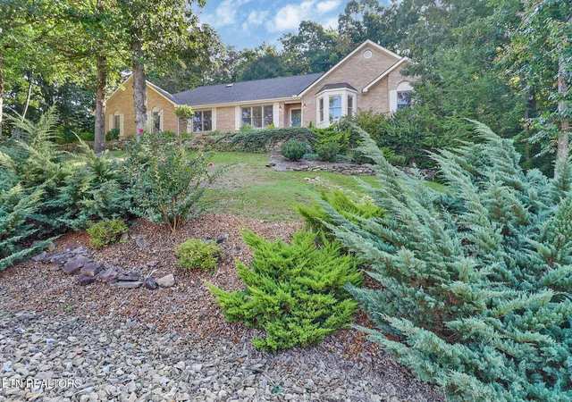 Photo 3 of Single family home for sale at 17 Milnor Ter, Crossville, TN 38558 | MLS# 1349172 | Listing updated on 2026-09-18