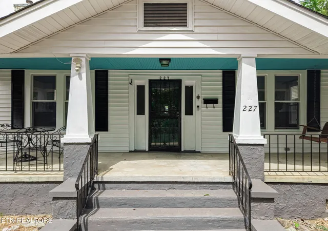 Photo 3 of Single family home for sale at 227 E Burwell Ave, Knoxville, TN 37917 | MLS# 1349511 | Listing updated on 2026-09-17