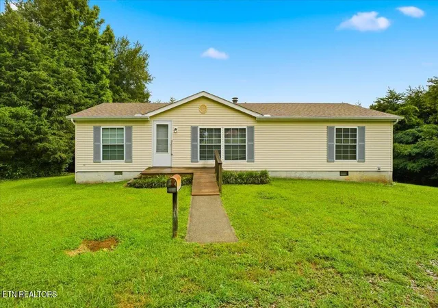 Photo 1 of Single family home for sale at 1524 Long Rd, Lenoir City, TN 37772 | MLS# 1356317 | Listing updated on 2026-10-05