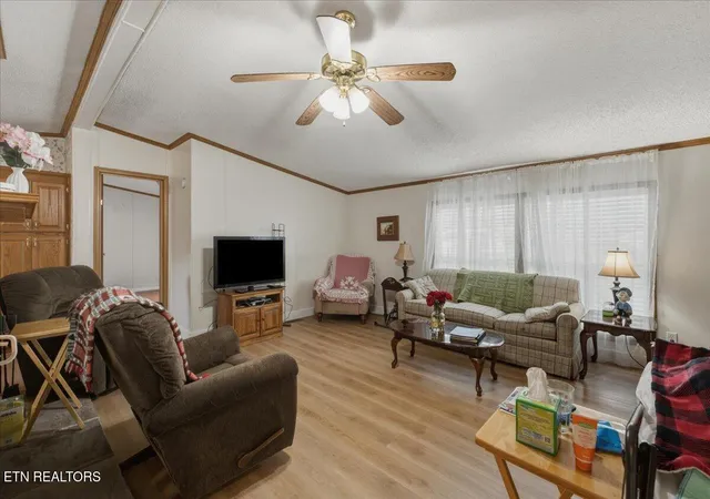 Photo 4 of Single family home for sale at 1524 Long Rd, Lenoir City, TN 37772 | MLS# 1356317 | Listing updated on 2026-10-05