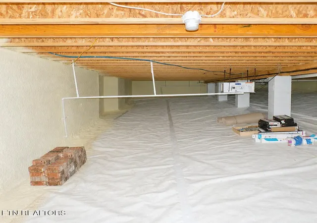 Photo 37 of Sale Pending at 121 Shelley Ln, Crossville, TN 38558 | MLS# 1353958 | Listing updated on 2026-09-14