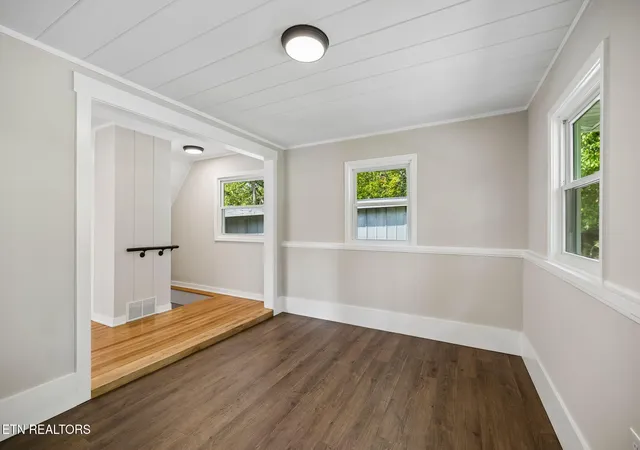 Photo 3 of Single family home for sale at 326 Tillery Rd, Powell, TN 37849 | MLS# 1350207 | Listing updated on 2026-10-01