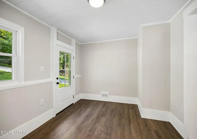 Photo 4 of Single family home for sale at 326 Tillery Rd, Powell, TN 37849 | MLS# 1350207 | Listing updated on 2026-10-01