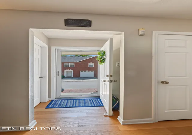 Photo 3 of Condo for sale at 827 Blue Spruce Way, Knoxville, TN 37912 | MLS# 1354567 | Listing updated on 2026-09-05