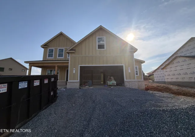 Photo 1 of Single family home for sale at 167 Poppy Pl, Lenoir City, TN 37772 | MLS# 1350953 | Listing updated on 2026-10-06