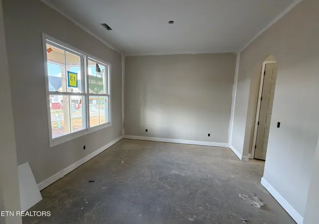 Photo 3 of Single family home for sale at 167 Poppy Pl, Lenoir City, TN 37772 | MLS# 1350953 | Listing updated on 2026-10-06