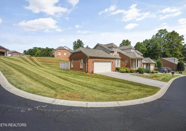 Photo 3 of Sale Pending at 7442 Saint Baron Way, Powell, TN 37849 | MLS# 1355800 | Listing updated on 2026-09-30