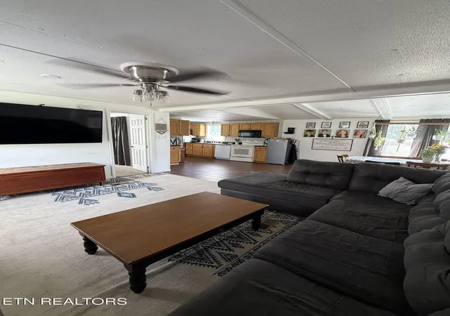 Photo 3 of Single family home for sale at 129 Stone Ridge Rd, Tellico Plains, TN 37385 | MLS# 1355238 | Listing updated on 2026-09-11