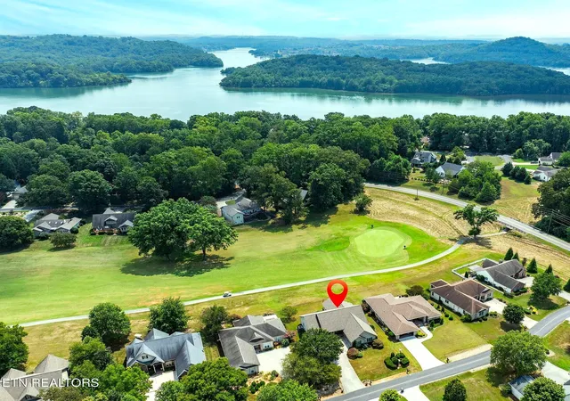 Photo 2 of Sale Pending at 107 Oohleeno Way, Loudon, TN 37774 | MLS# 1354366 | Listing updated on 2026-09-09