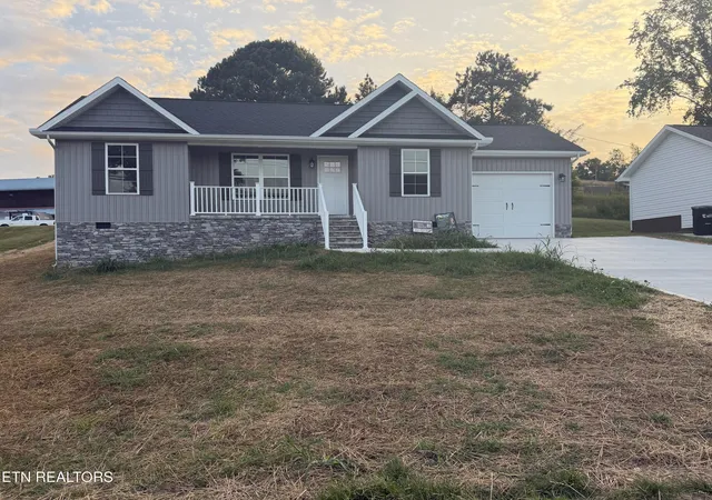 Photo 1 of Sale Pending at 162 Dogwood Rd, Tazewell, TN 37879 | MLS# 1351301 | Listing updated on 2026-09-10