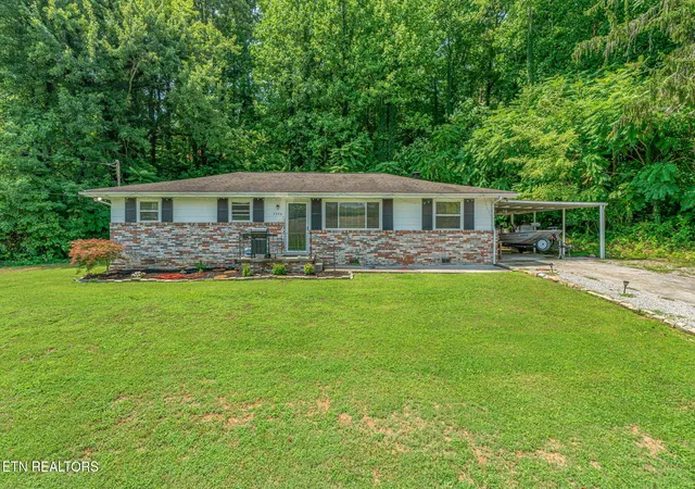 Photo 1 of Sale Pending at 3356 Long Holw Rd, Knoxville, TN 37938 | MLS# 1354193 | Listing updated on 2026-09-08