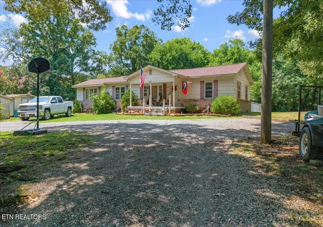 Photo 2 of Single family home for sale at 139 County Rd 532, Etowah, TN 37331 | MLS# 1354863 | Listing updated on 2026-09-10