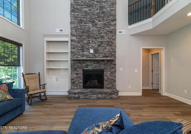 Photo 3 of Single family home for sale at 1111 Snowy Peak Ln, Knoxville, TN 37922 | MLS# 1354375 | Listing updated on 2026-09-17
